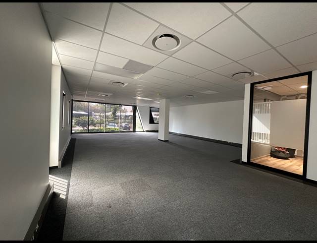 90M² CO-WORKING SPACE TO LET IN CENTURION CENTRAL